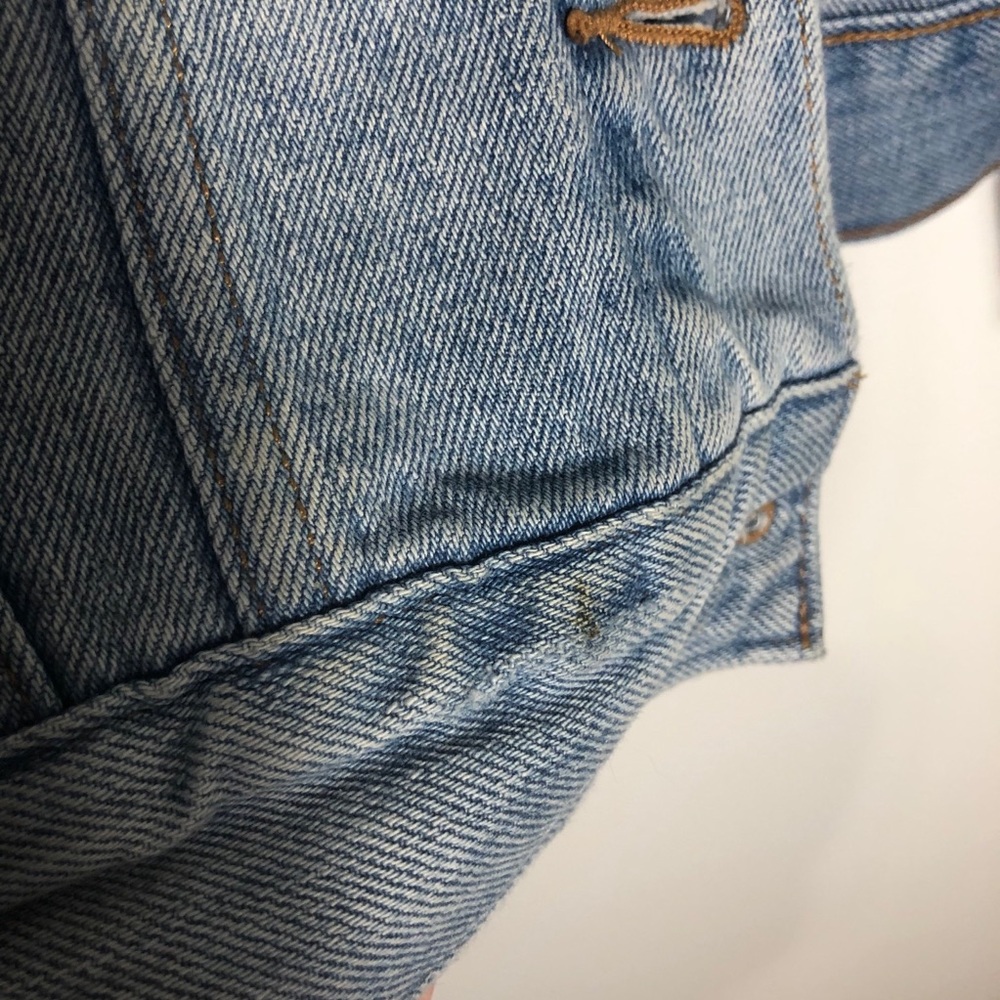 Levi’s Jean Jacket - Picture 5 of 5